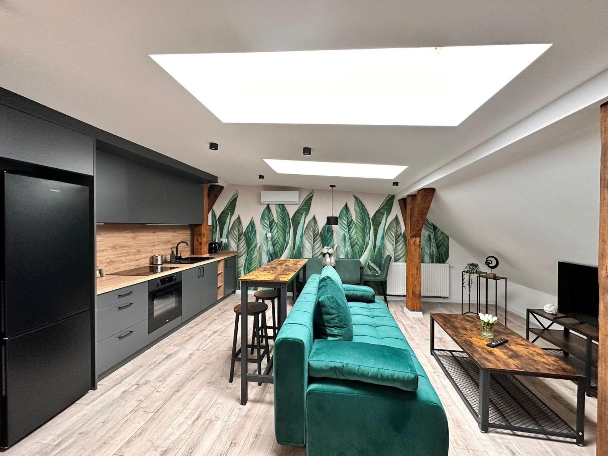 Kobiela Luxury Loft Center *