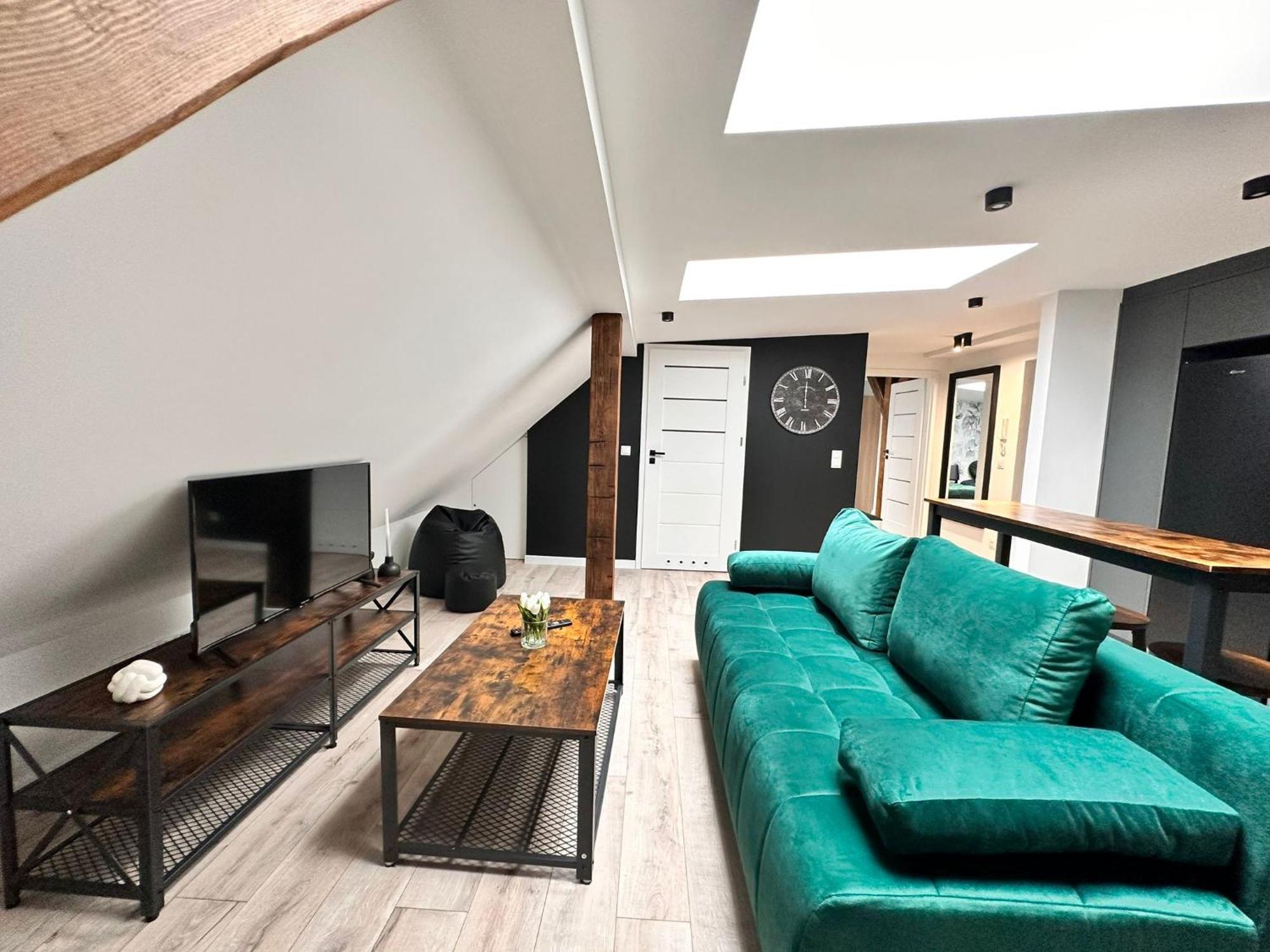 Kobiela Luxury Loft Center